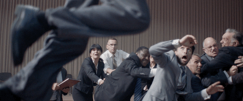 GIF a : a, l'attaque